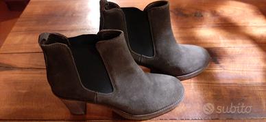 stivaletti scamosciati grigi