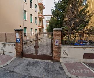 Si vende garage a Terni in via Romagnosi