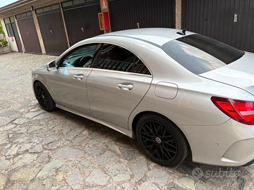 Mercedes CLA 200d 4Matic allestimento AMG