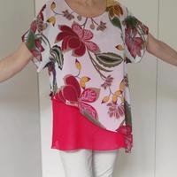 Maglia leggera floreale rosso e fantasia