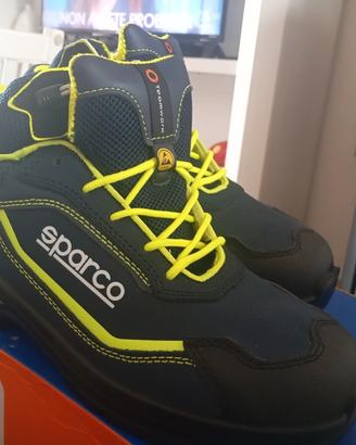 scarpe infotunistche 