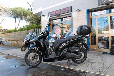 Honda SH 350 02/2024 km 9.000 CHIAMA 3495023588