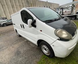 Renault trafic motore rotto