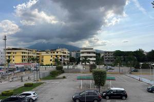 ampio ufficio di rappresentanza