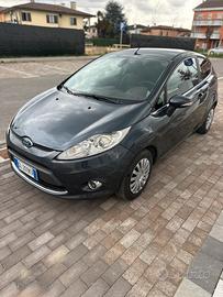 Ford fiesta 1.2 titanium