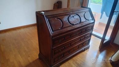 Cassettiera in legno