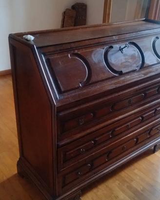Cassettiera in legno