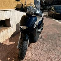 Scarabeo 250cc