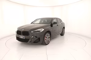 BMW X2 sdrive18d Goldplay Edition