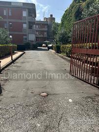 Appartamento con garage ad Aci Catena