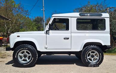 Land Rover Defender 90 td5 