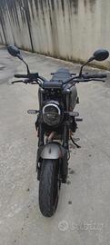 Benelli Leoncino 125cc