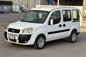 Fiat doblo 5 posti anno 2008 autocarro