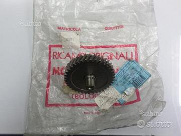 Albero intermedio rapporti ingranaggi ruota