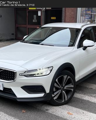 Volvo V60 Core 2.0 B4 MHEV #8691