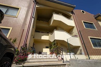 APPARTAMENTO MANSARDATO DI RECENTE COSTRUZIONE