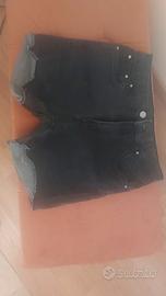 pantaloni donna corti 