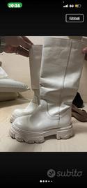 Scarpe bianche