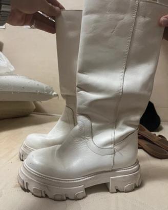 Scarpe bianche