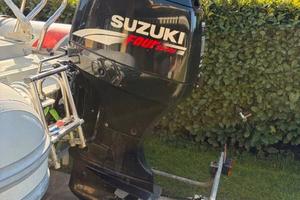 Motore fuoribordo Suzuki DF70 4 Tempi