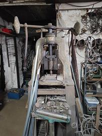 attrezzature varie per lavorazione ferro