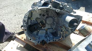 Cambio manuale Renault clio 1.5 DCI codice JC5 128
