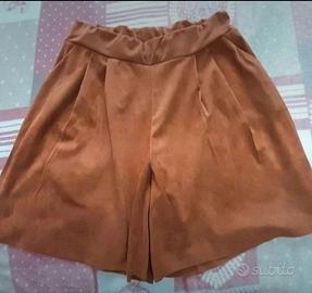 Pantaloncino donna camosciato