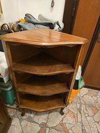 Angoliera a giorno in legno stile classico/vintage