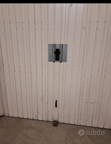 Box Ad un isolato dal Tribunale