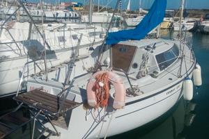 barca a vela comet 850