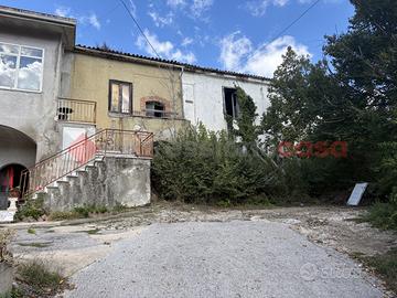 Rustico/Casale/Corte Montesarchio