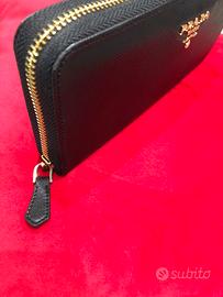 Portafoglio Prada