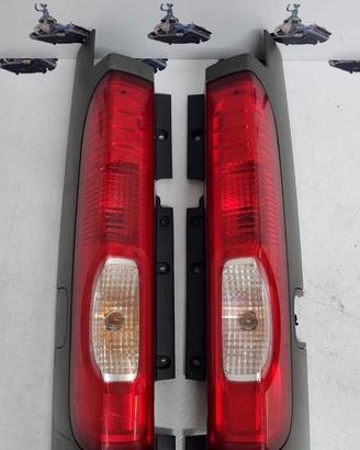 Fanalino DESTRO O SINISTRO RENAULT TRAFIC 2006