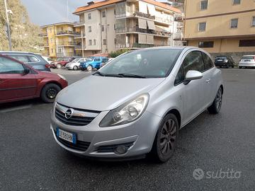 Opel Corsa 1.2 Club 16v anno 2010