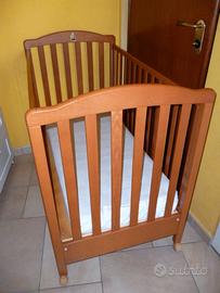 LETTINO bimbi in Legno in BUONO STATO E 50,00