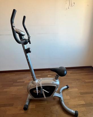 Cyclette JK Fitness modello JK3030