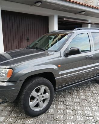 Jeep Grand Cherokee 2.7 CRD
