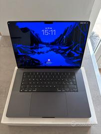 MacBook Pro 16” M3 Pro 32 GB ram 512 GB ssd