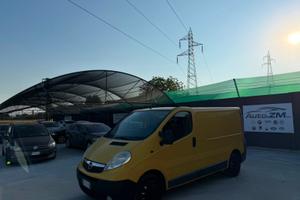 Opel Vivaro 27 2.0 CDTI 115CV PC-TN Furgone vetrat