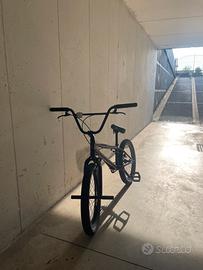 Bmx legion l40