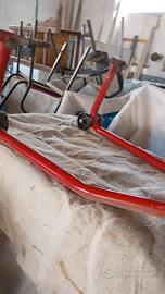 Alza ruota posteriore