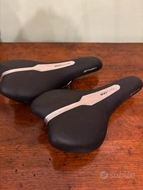 Coppia sellini per bicicletta da trekking nuovi