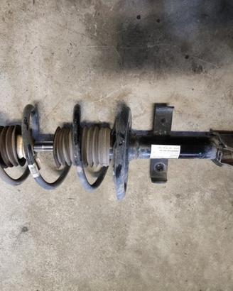 Ammortizzatore ant. dx R CLIO 1461cc TDI del 2015