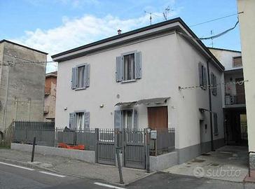 Trilocale a Limbiate