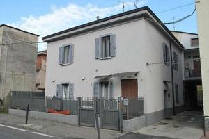 Trilocale a Limbiate