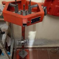 smonta ammortizzatori e pistole  beta 610 n