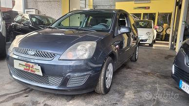 Ford Fiesta 1.2 BENZINA