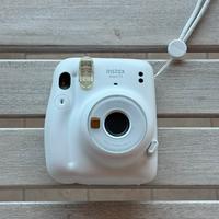 Instax Mini 11 instant polaroid camera