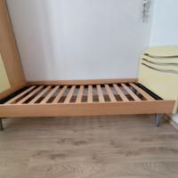 Letto singolo con doghe in legno