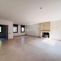 VILLA INDIPENDENTE A POCHI PASSI DAL CENTRO